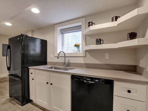 Everything you need for light cooking.