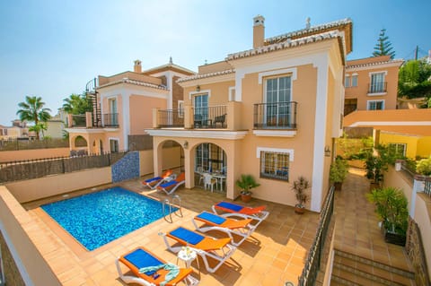 Villa Reyes image