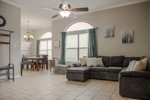 Family & Dog-Friendly Home w/Fenced Yard! House in San Antonio