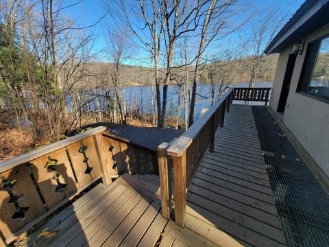 Deck/lake view