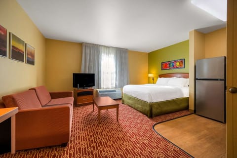 Relax with room to spread out, lounge, and recharge.