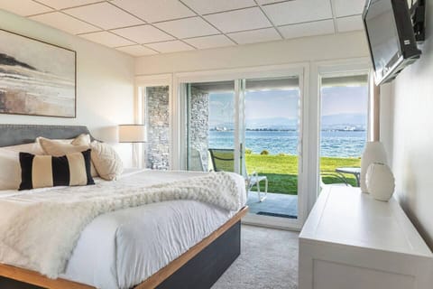 Dreamy nights and sunny mornings await! This cozy bedroom features direct access to your private patio, letting you step right out to enjoy the fresh air and beautiful surroundings.