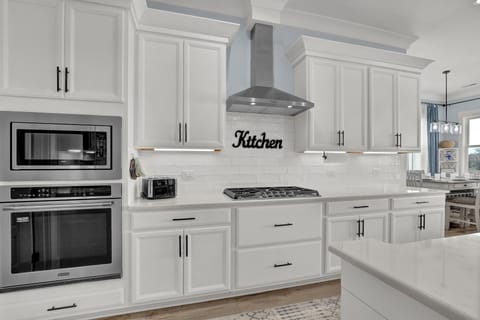 Kitchen - Located on main floor - Kitchen - Located on main floor