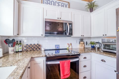 Gigi's Beach House-110