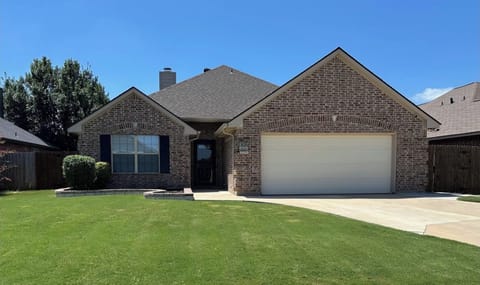 Beautiful updated home, walking distance to park and more.