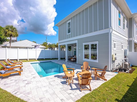 Welcome to Coastal Breeze