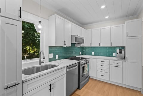 Visit local farms – sunflowers, pick-your-own, corn mazes – fun for the whole family.