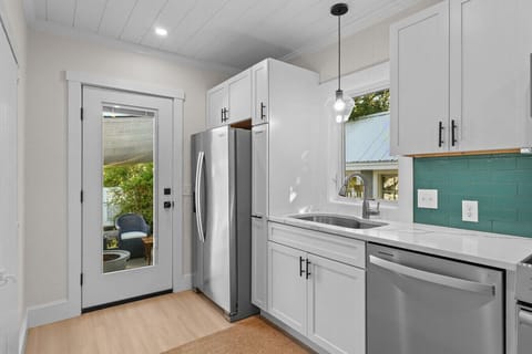 Lighthouses beckon – lets visit all the lighthouses in the area! Some are haunted.