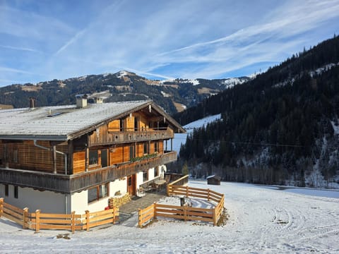 Holiday Home Exterior [winter]