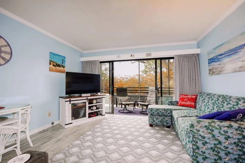 Airy layout that makes the condo feel larger and brighter