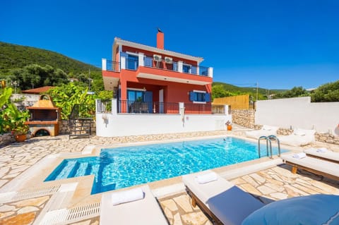 Beautiful villa with private pool and terrace with sea views