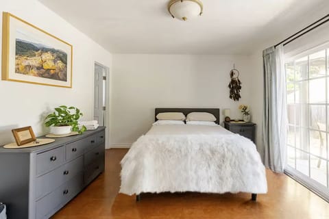 Main Bedroon