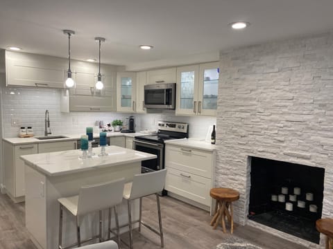 Fully equipped sparkling clean kitchen