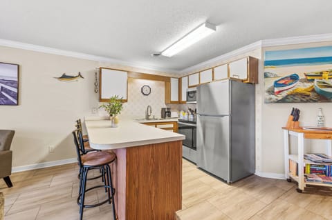 Kitchen with Barstool Seating