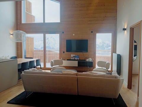 Living Room, Dining Room, View