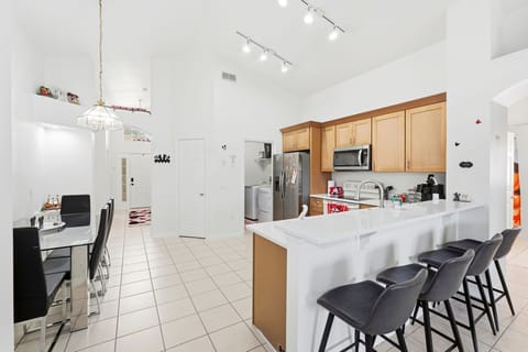 Dine in with your family!