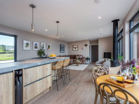 Open plan living space | The Granary - Rachel&rsquo;s Farm, Rachel&rsquo;s Farm