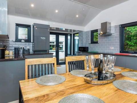 Kitchen/diner | West Lodge Estate Gate House, Crieff