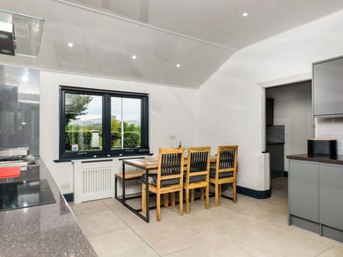 Kitchen/diner | West Lodge Estate Gate House, Crieff