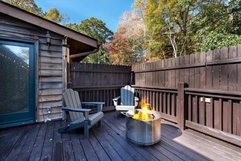 Enjoy the fire pit on the porch