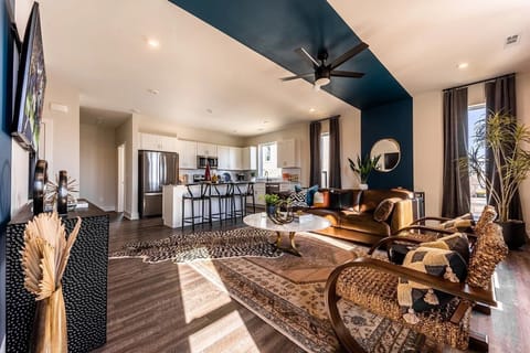 228: Open concept living area with ample seating