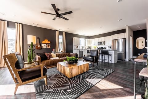 228: Open concept living area with ample seating