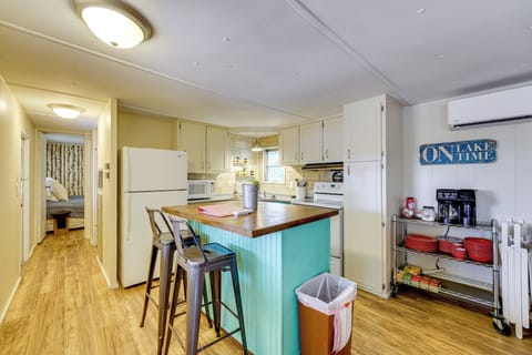 Kitchen | Drip Coffee Pot & Keurig | Toaster