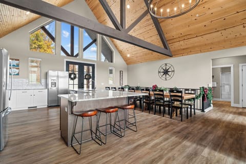 Plenty of seating on the main level!