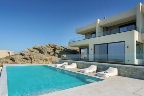 Private infinity pool, ideal for lounging and soaking up the sun.