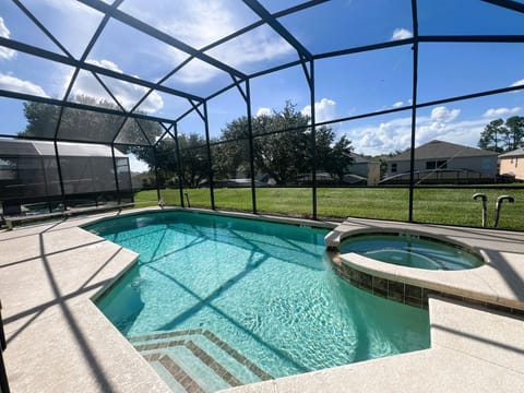 Private Pool (optional heating)