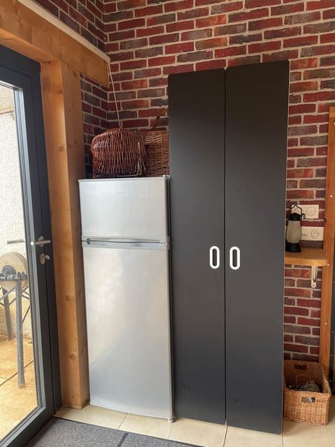 Frigo et armoire a jeux de société