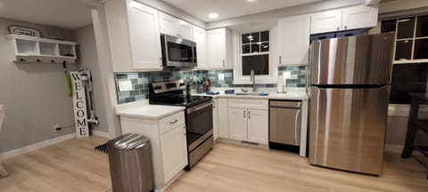 Full functioning kitchen, everything most need to make all their meals.  Ice mak