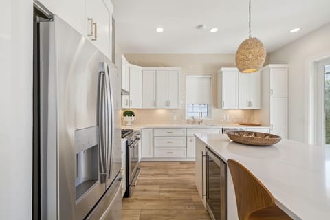 Array_28TidewaterCt-60