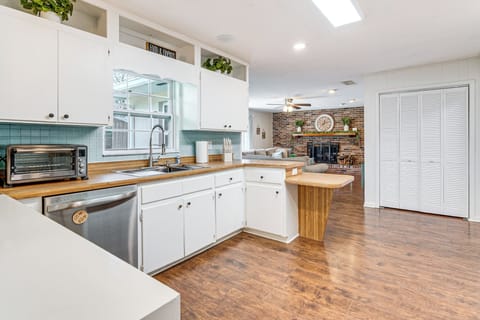 Kitchen | Keurig Coffee Maker | Cooking Basics | Refrigerator