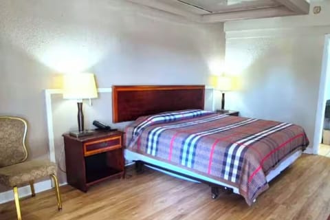 Bedroom. Interior and views may vary based on location and availability.