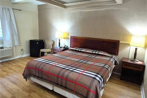 Bedroom. Interior and views may vary based on location and availability.