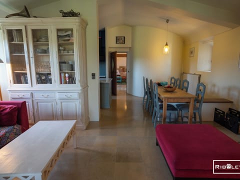 Dining room with television corner