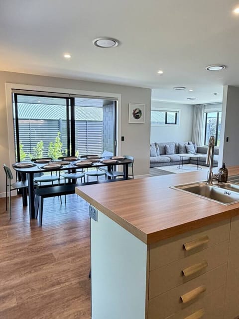 Living and dining area