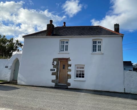 Front view of the Cottage