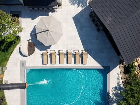 Private pool