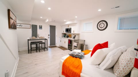 Bed and Kitchen