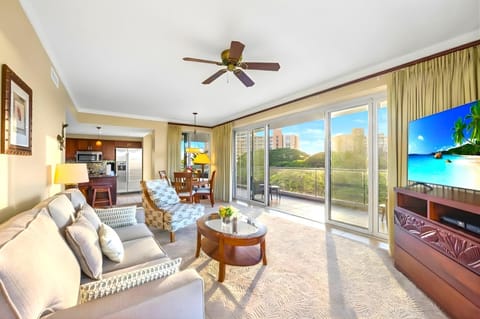 Unwind in a comfortable living room made for easy evenings HKK-434