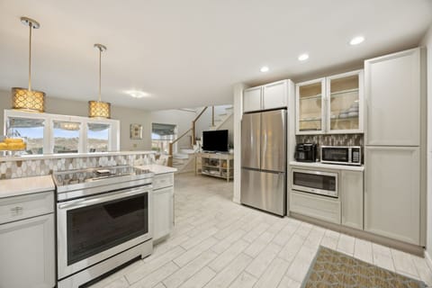 Airy and Bright Space for all to Gather
