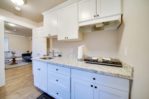 Main-Level Kitchenette | 2-Burner Stovetop | Drip Coffee Maker