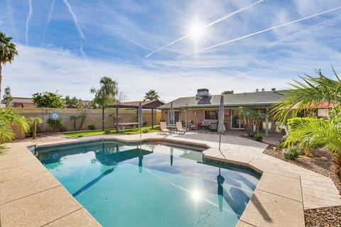 Chandler Vacation Rental | 3BR | 2BA | 2 Steps Required | 1,200 Sq Ft