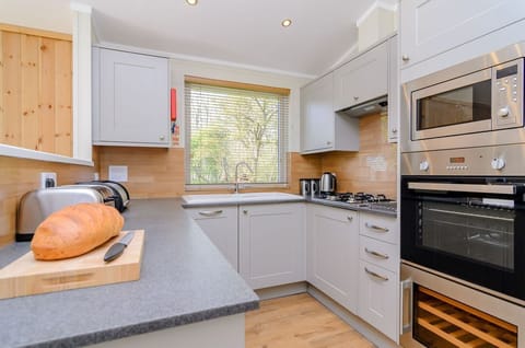 The Chesterton (Pet)