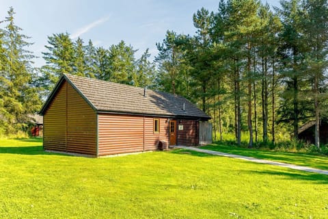 Muirloch Spa Plus (Pet)
