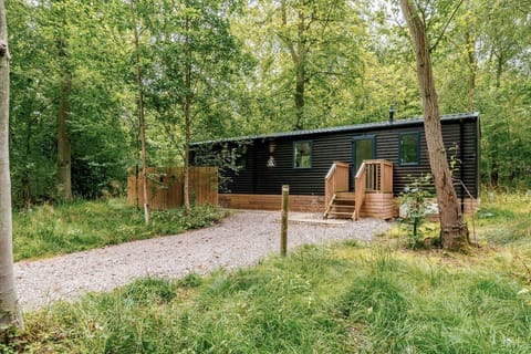 Horncastle Plus (Pet)