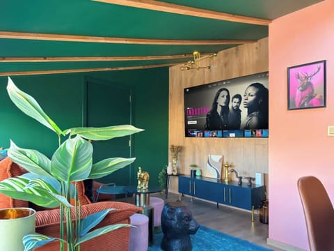Designer living in the heart of Sofia – book your stay and feel the difference