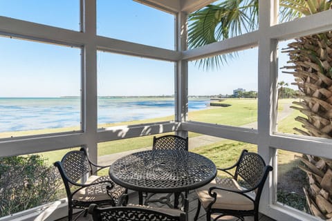 Screened in patio
